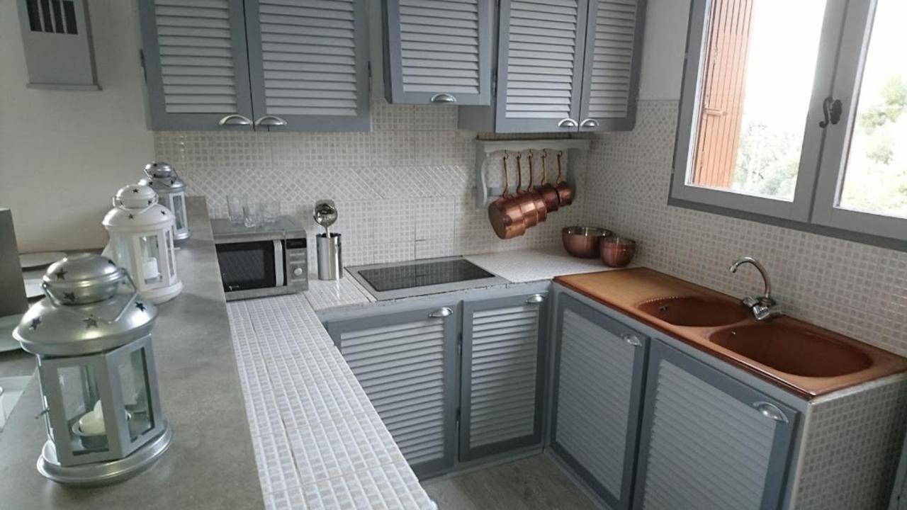 Guest House Provencal Витрол Екстериор снимка