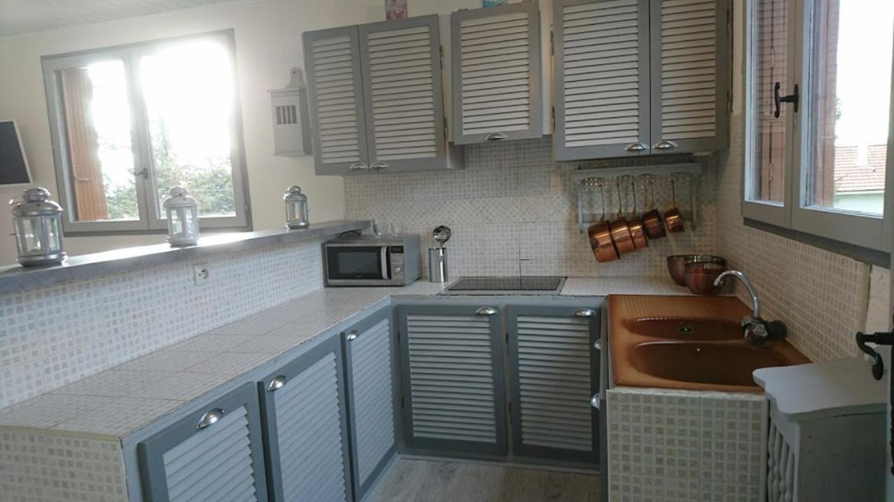 Guest House Provencal Витрол Екстериор снимка