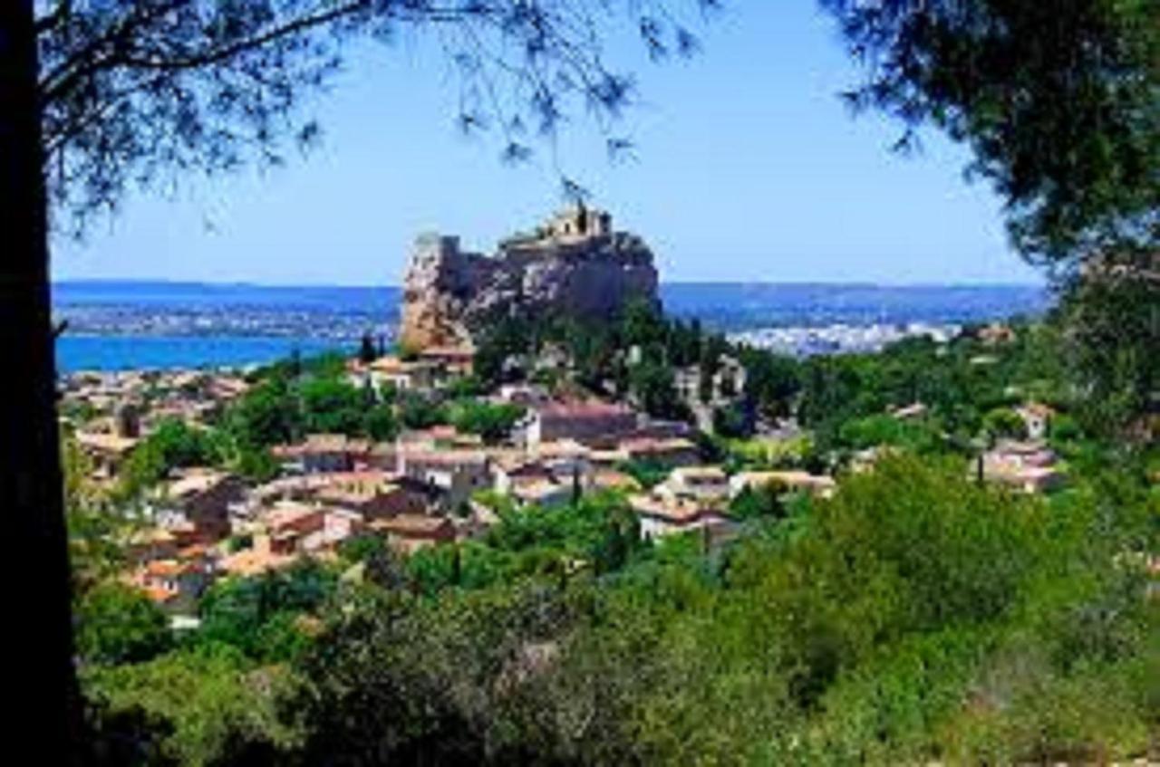 Guest House Provencal Витрол Екстериор снимка